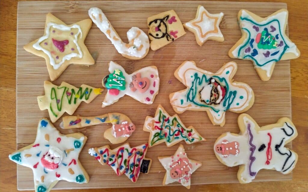 kid's decorated Christmas cookies